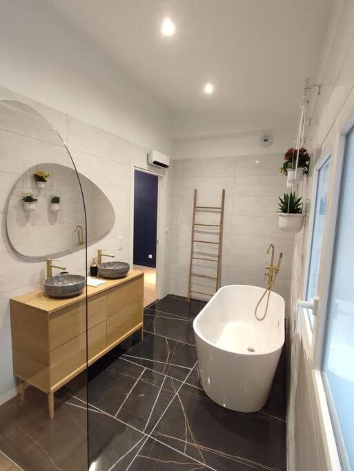 Appartement Le Secret 140M2, Proche Sanctuaires, Climatise لورد المظهر الخارجي الصورة